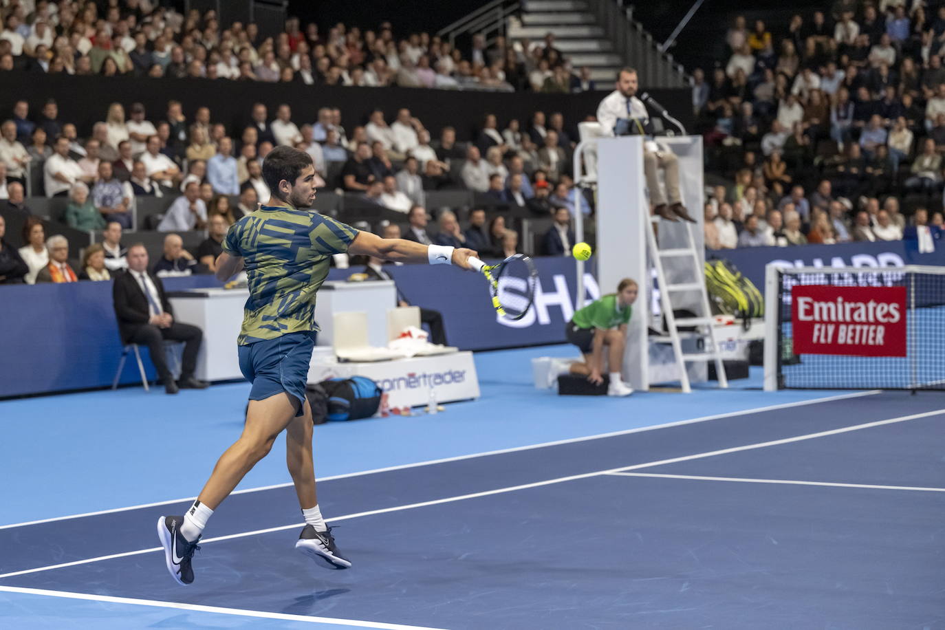 Fotos: Sufrida victoria de Carlos Alcaraz en su estreno en Basilea