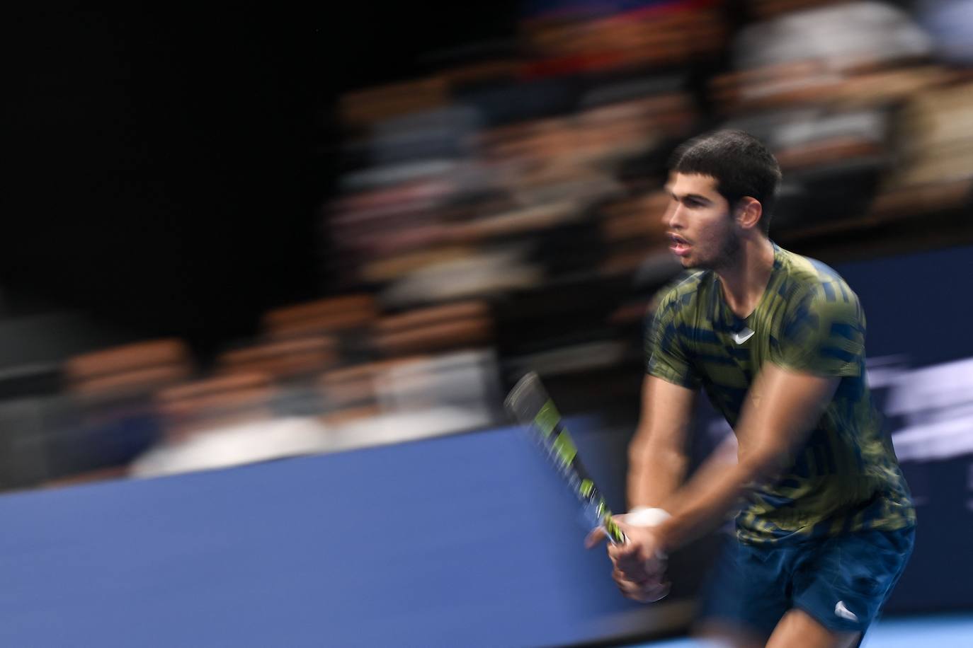 Fotos: Sufrida victoria de Carlos Alcaraz en su estreno en Basilea