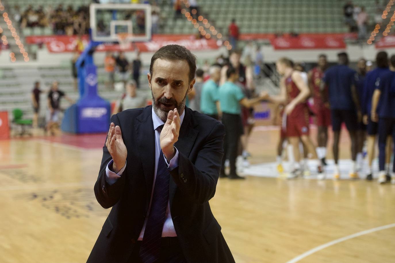 Fotos: El UCAM vence al Estrasburgo (80-78)