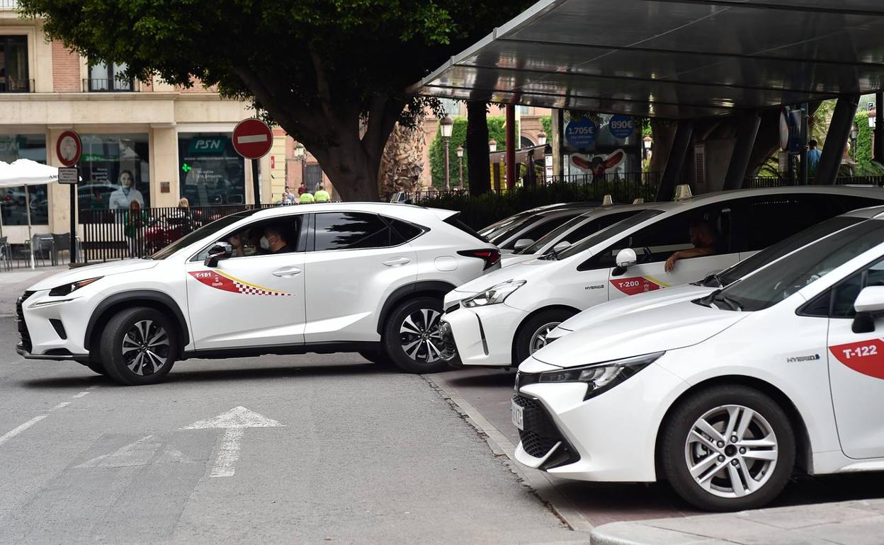Taxis en Murcia en una imagne de archivo. 