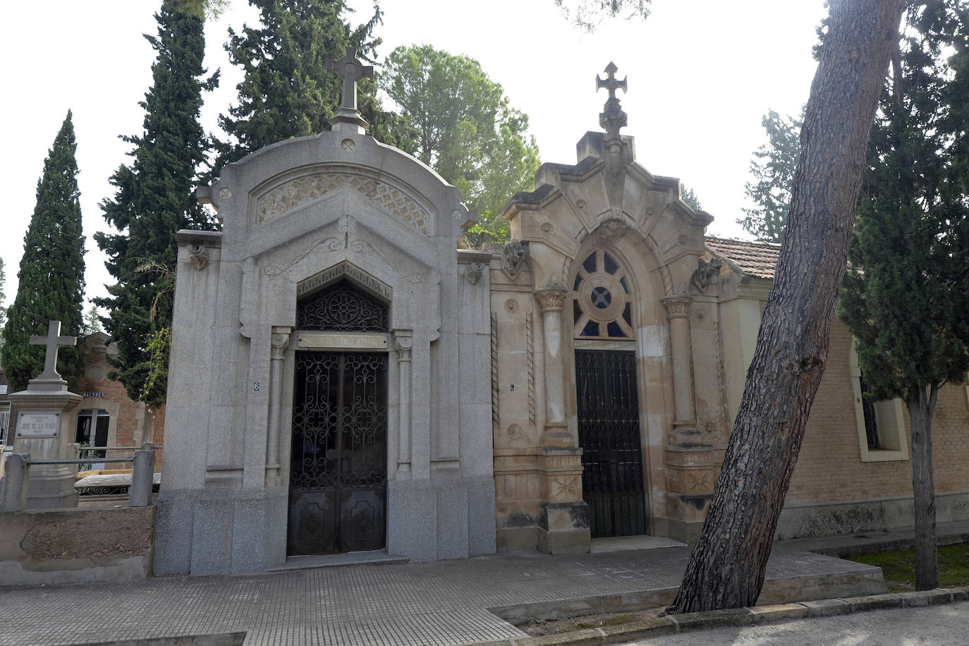 Fotos: Panteones y sepulcros del cementerio Nuestro Padre Jesús de Murcia