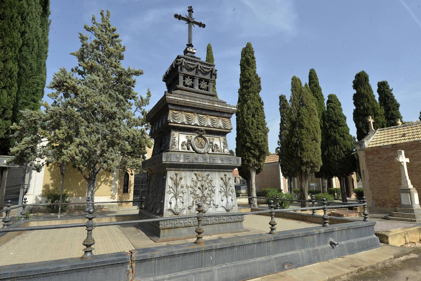 Fotos: Panteones y sepulcros del cementerio Nuestro Padre Jesús de Murcia