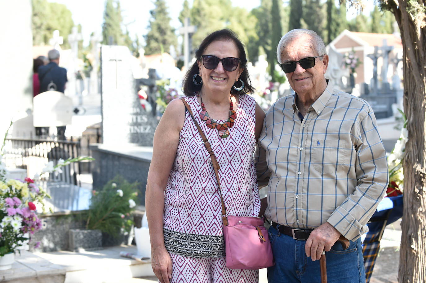 Fotos: Visitas al cementerio Nuestro Padre Jesús de Murcia en el día de Todos los Santos