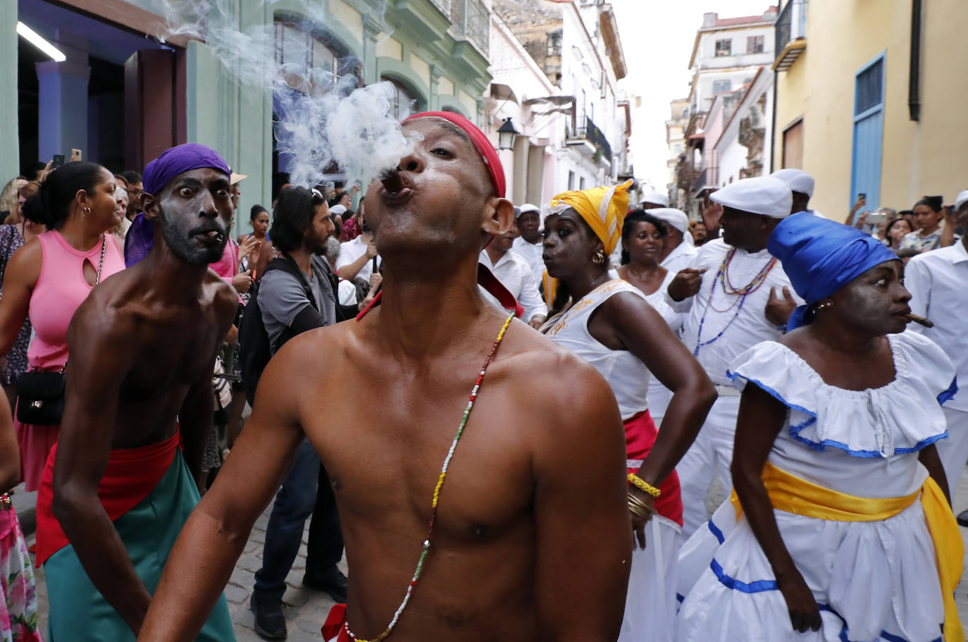 Fotos: Día de los muertos en Cuba