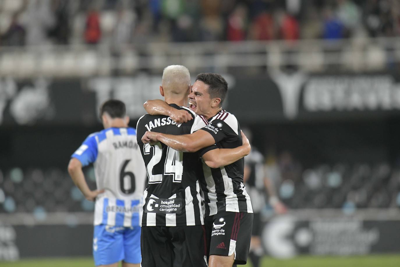 Fotos: Las imágenes del partido entre el FC Cartagena y el Málaga