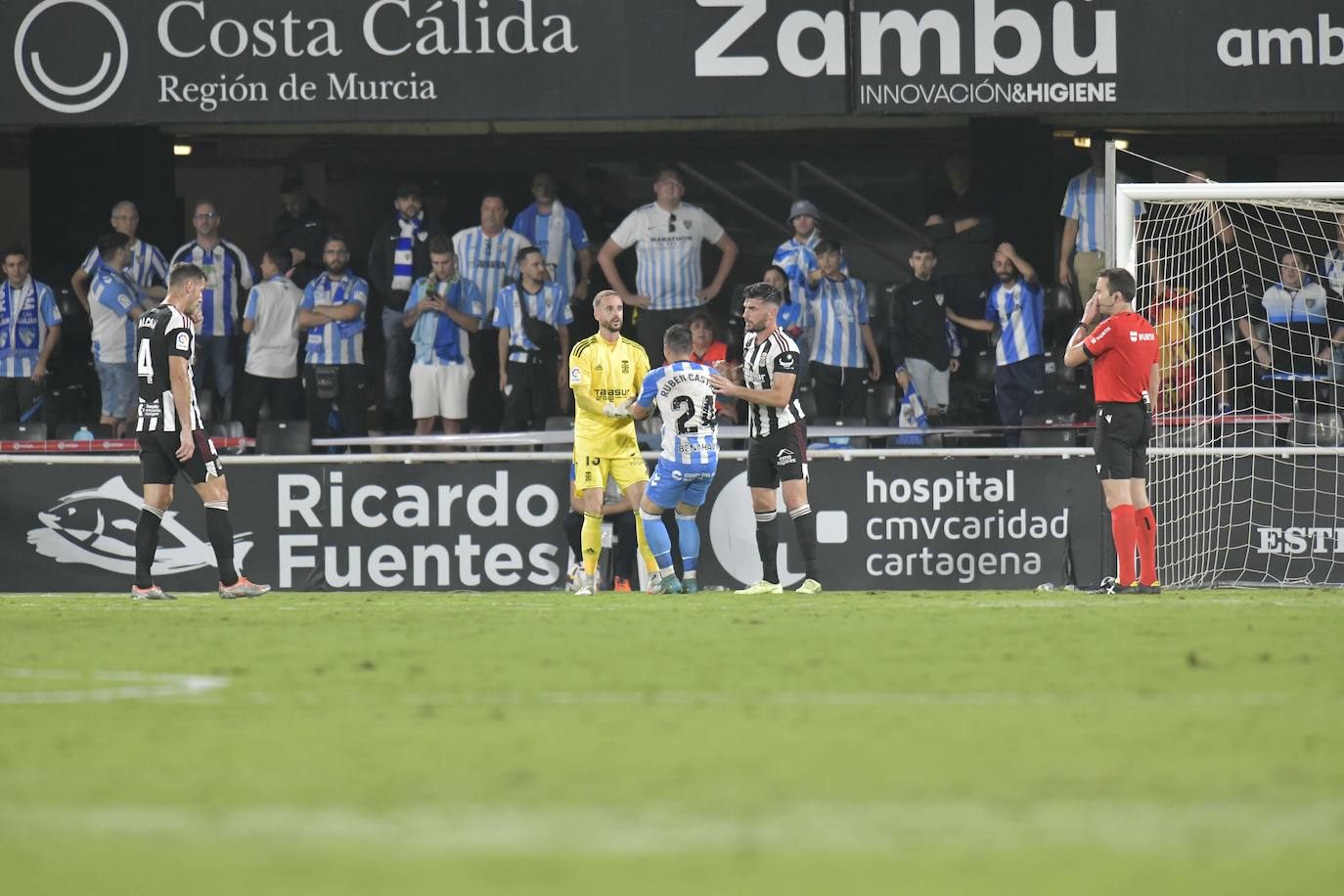 Fotos: Las imágenes del partido entre el FC Cartagena y el Málaga