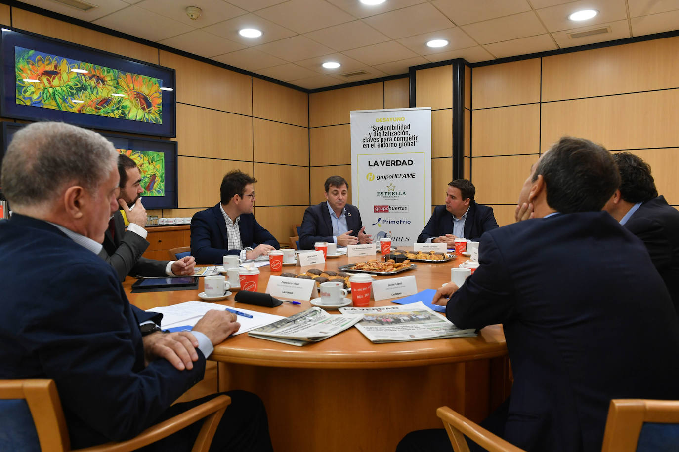 Fotos: El desayuno informativo de LA VERDAD y Hefame, en imágenes