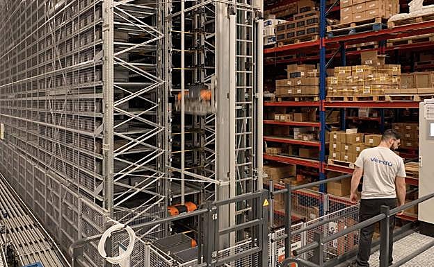 Presentación del nuevo almacén inteligente Verdú