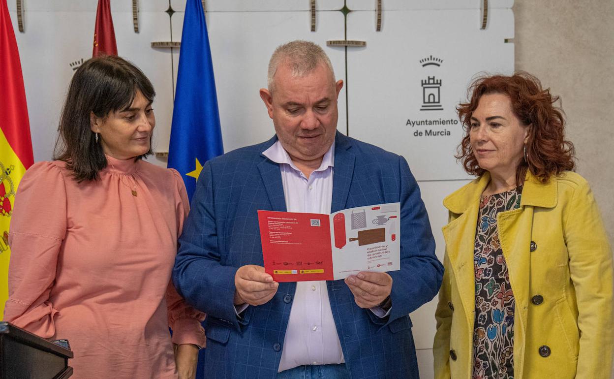 Presentación del curso formativo de 'Carnicería y Elaboración de Productos Cárnicos'.