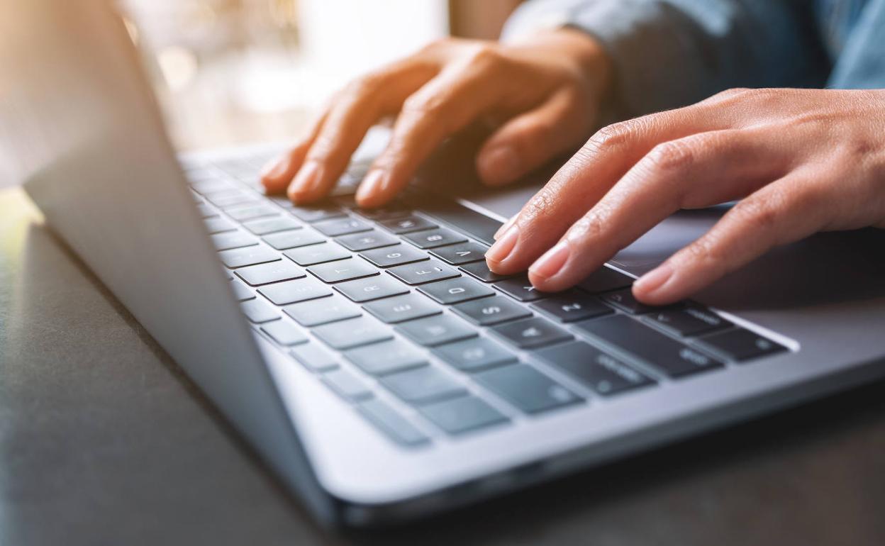 Todo lo que debes saber sobre las 3 estafas online que más han aumentado durante el año 2022