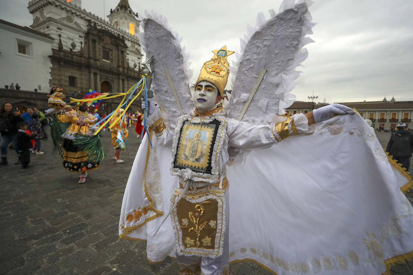 Fotos: Orgullo, color y danzas en Ecuador