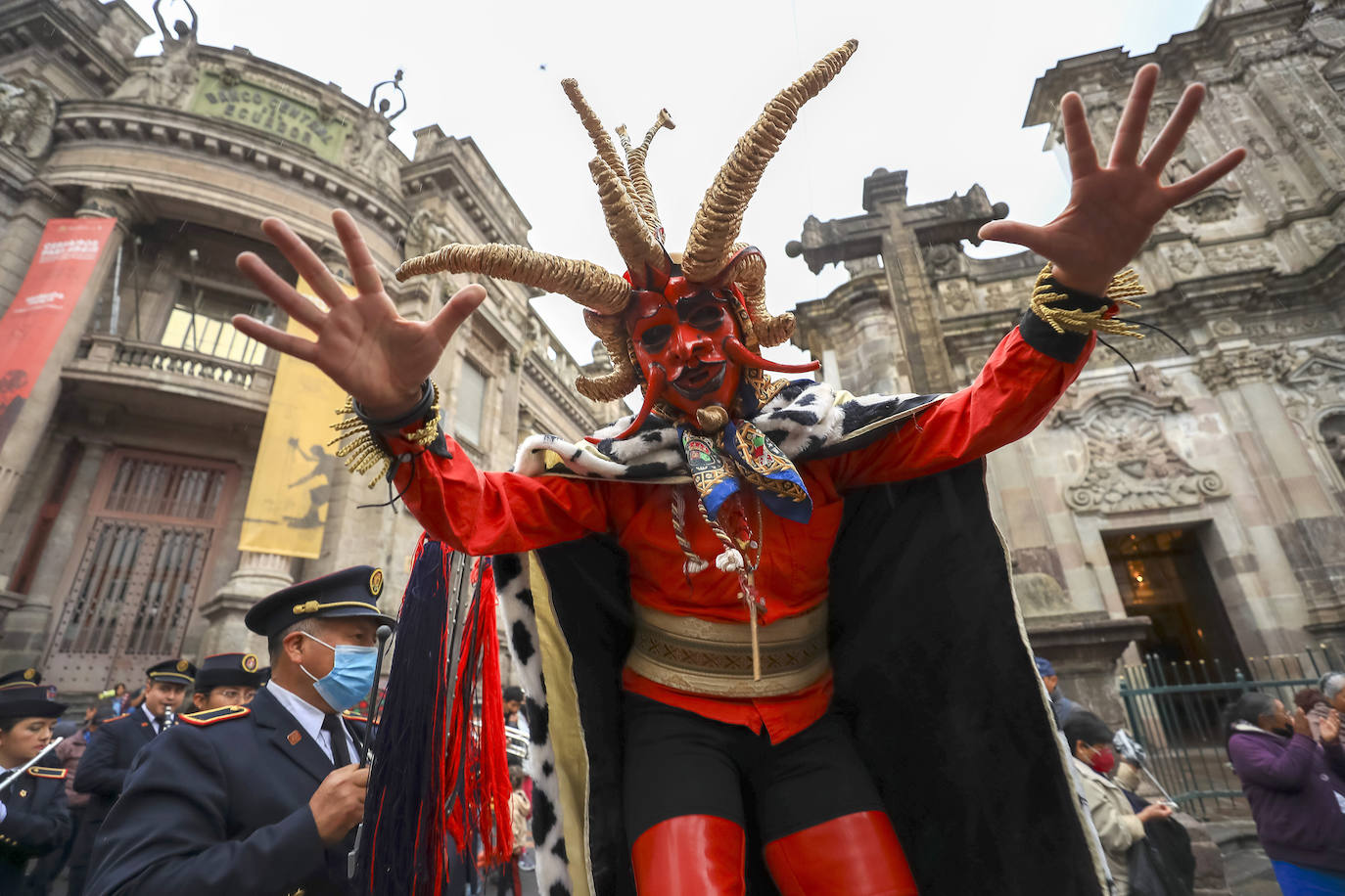 Fotos: Orgullo, color y danzas en Ecuador