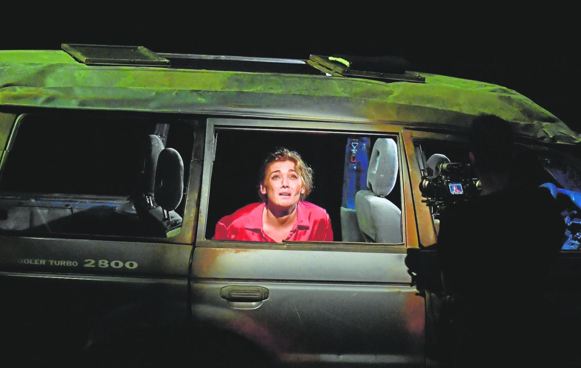 t En vivo. Marta Nieto, representando 'La infamia'. guillermo carrión / agm