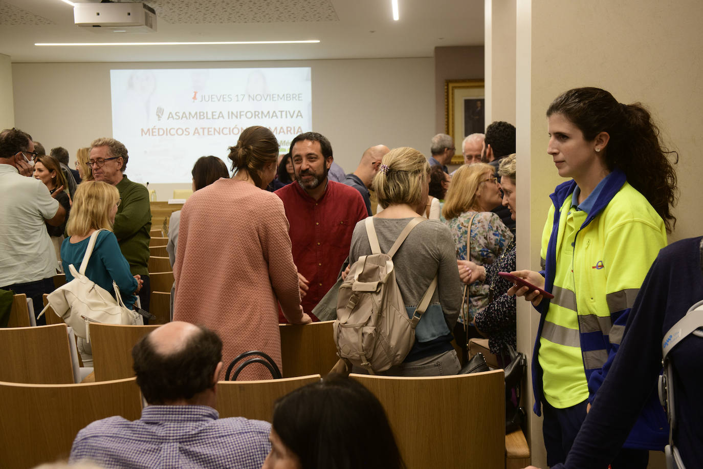 Fotos: Asamblea de médicos de Atención Primaria