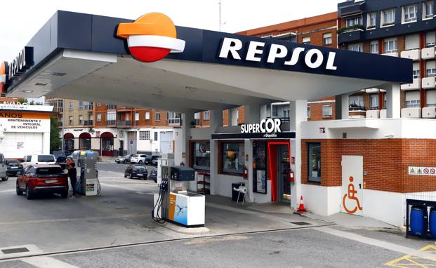 Los combustibles siguen en descenso pero sin arrastrar toda la caída del petróleo