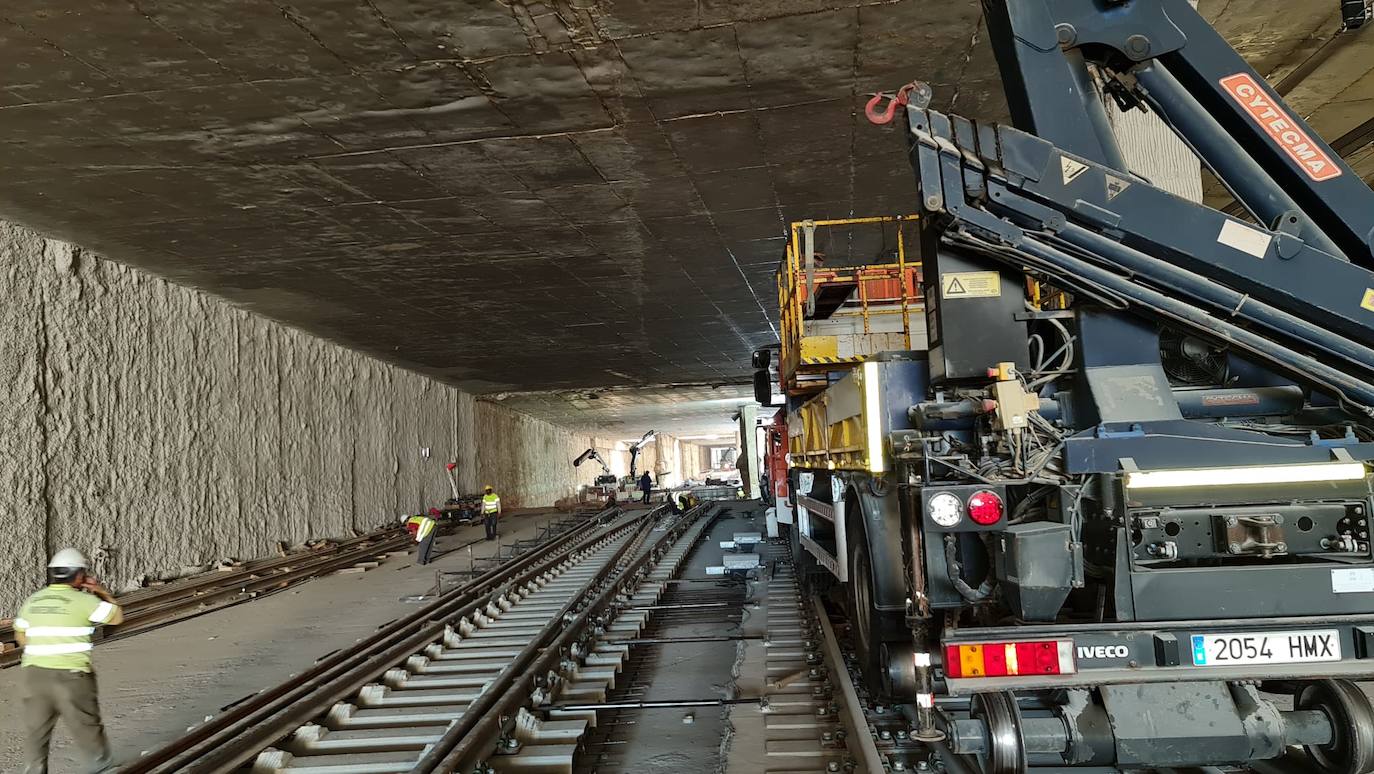 Fotos: Los maquinistas se preparan para hacer el primer viaje comercial del AVE el 20 de diciembre