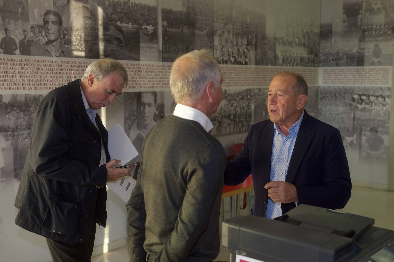 Fotos: Junta de accionistas del Real Murcia en imágenes