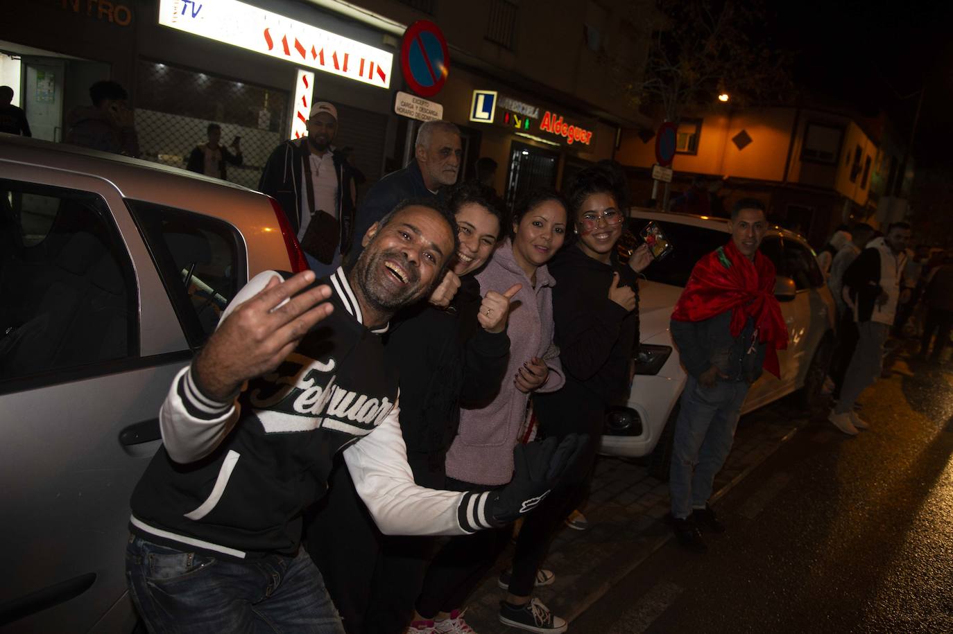 Fotos: Celebración de la colonia marroquí de la Región de Murcia tras vencer a España en el Mundial, en imágenes