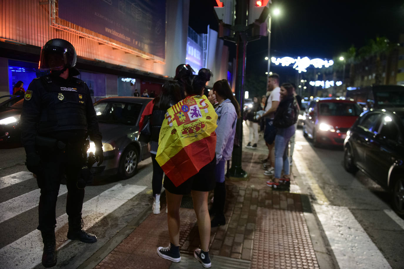 Fotos: Celebración de la colonia marroquí de la Región de Murcia tras vencer a España en el Mundial, en imágenes