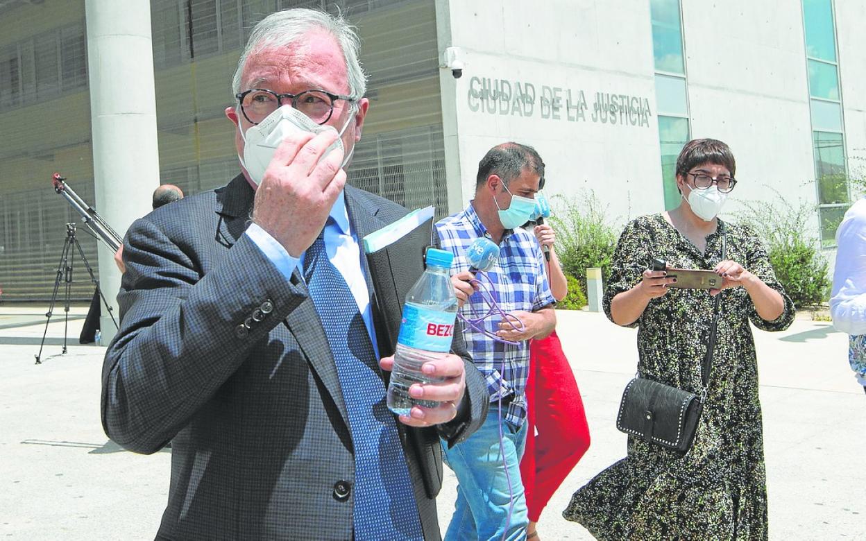 Valcárcel, cuando declaró en los juzgados por el caso de la desaladora de Escombreras. 