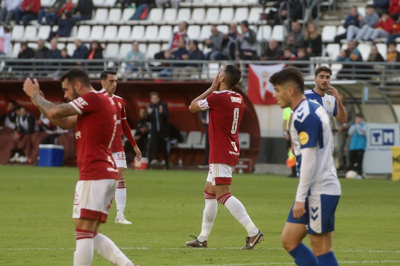 Fotos: La victoria del Real murcia frente al Sabadell, en imágenes