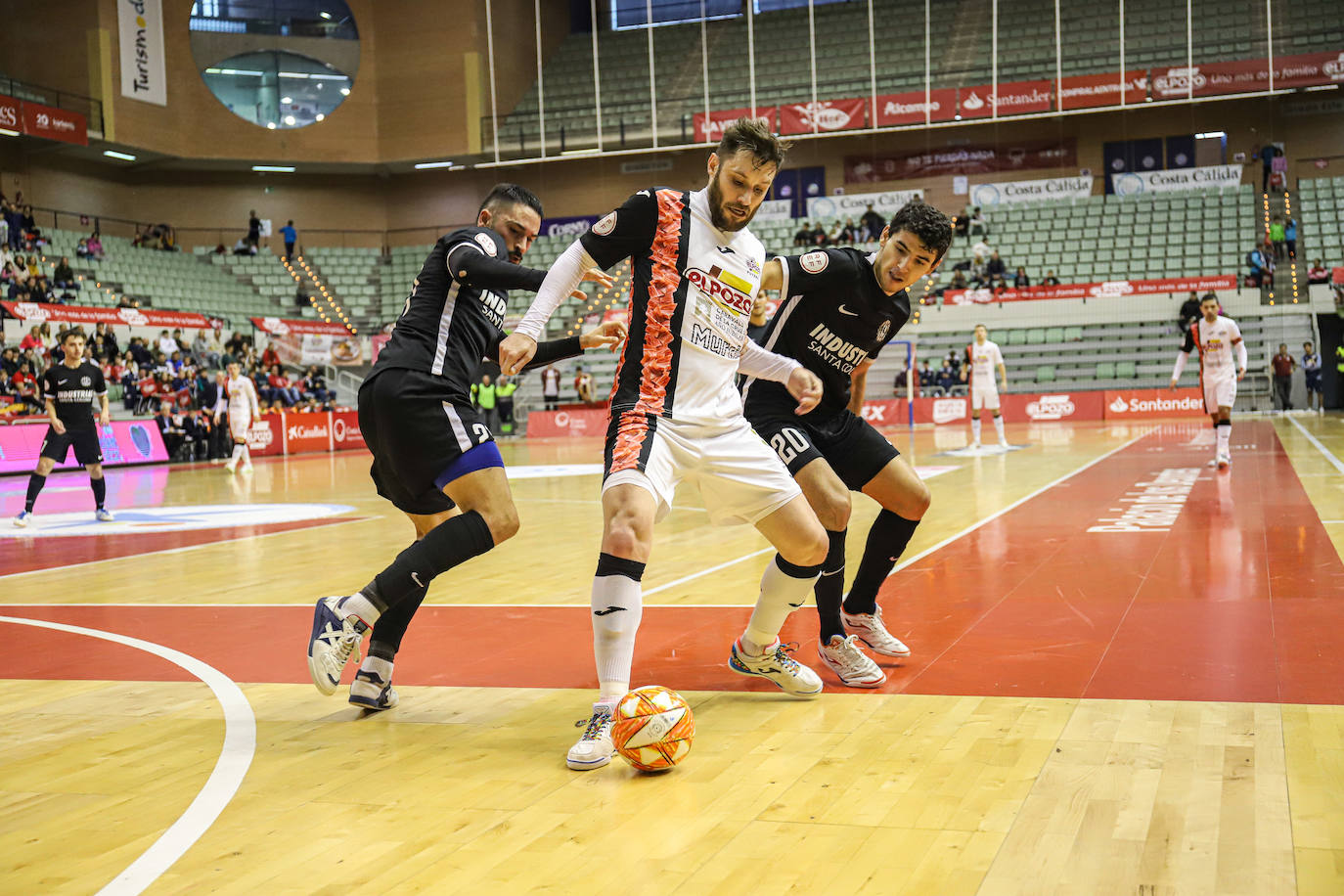 Fotos: La victoria de ElPozo Murcia frente al Industrias Santa Coloma, en imágenes