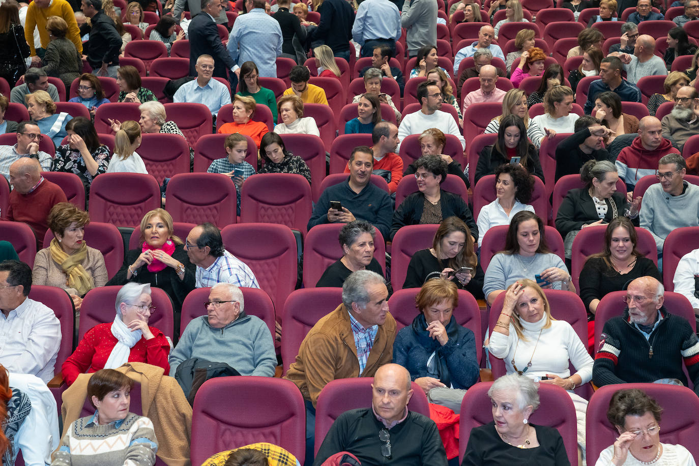 Fotos: Lleno en el estreno del auditorio Margarita Lozano de Lorca