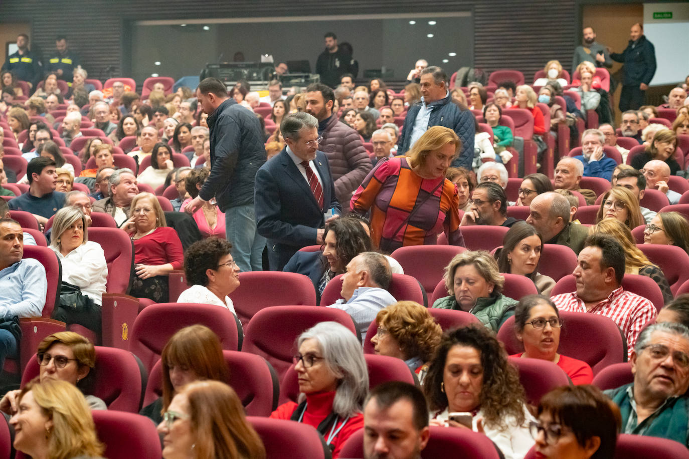 Fotos: Lleno en el estreno del auditorio Margarita Lozano de Lorca