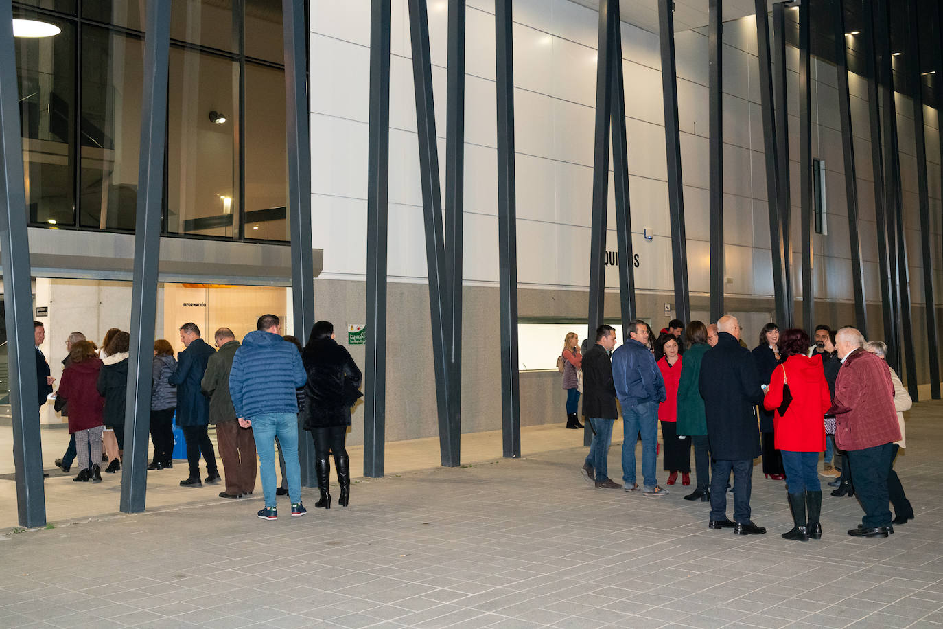 Fotos: Lleno en el estreno del auditorio Margarita Lozano de Lorca