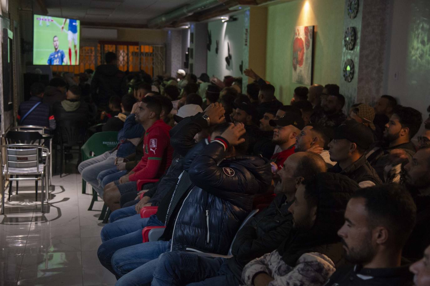 Fotos: Los aficionados de Marruecos se resignan tras la derrota ante Francia