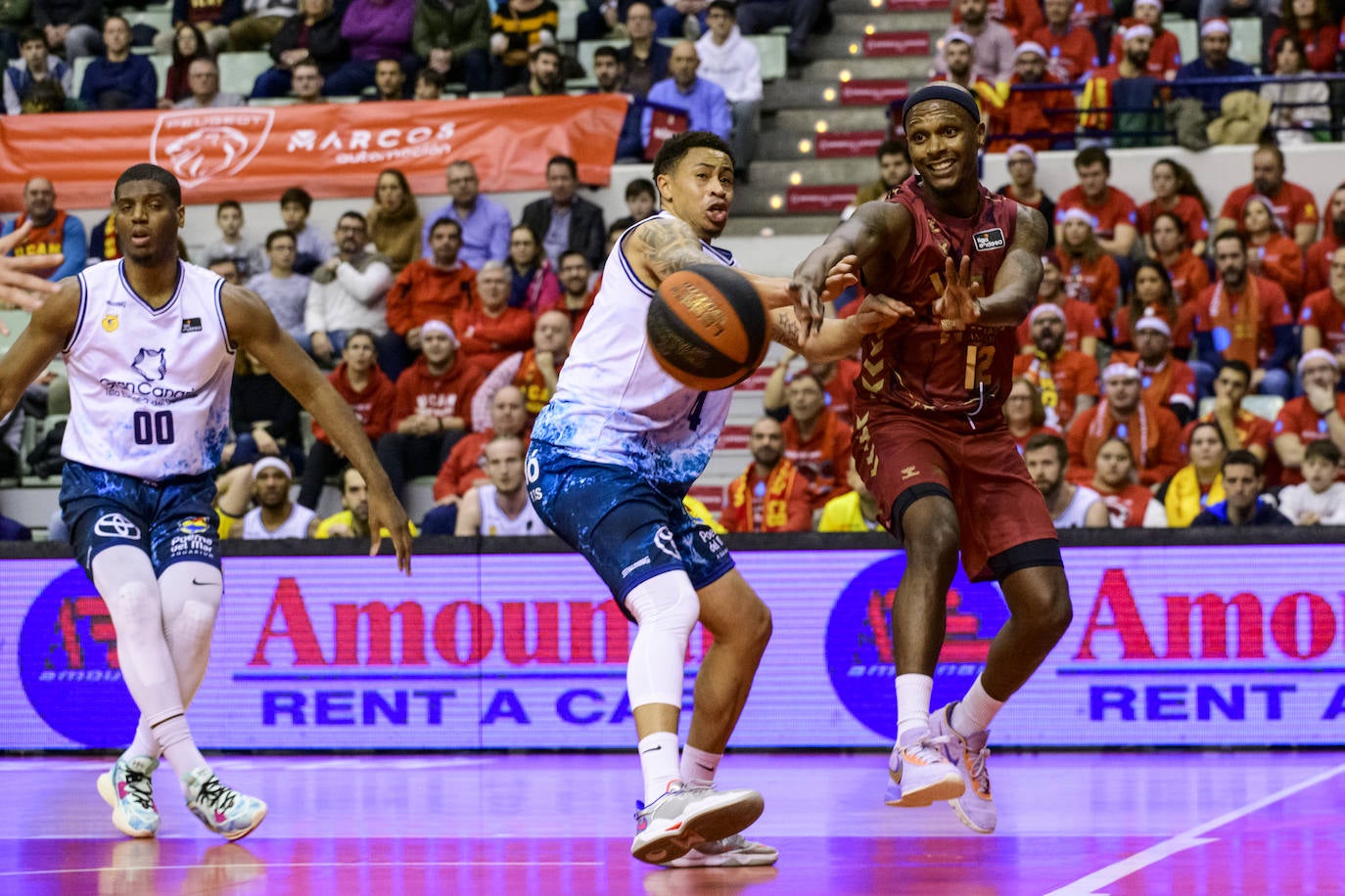 Fotos: El partido del UCAM frente al Gran Canaria, en imágenes