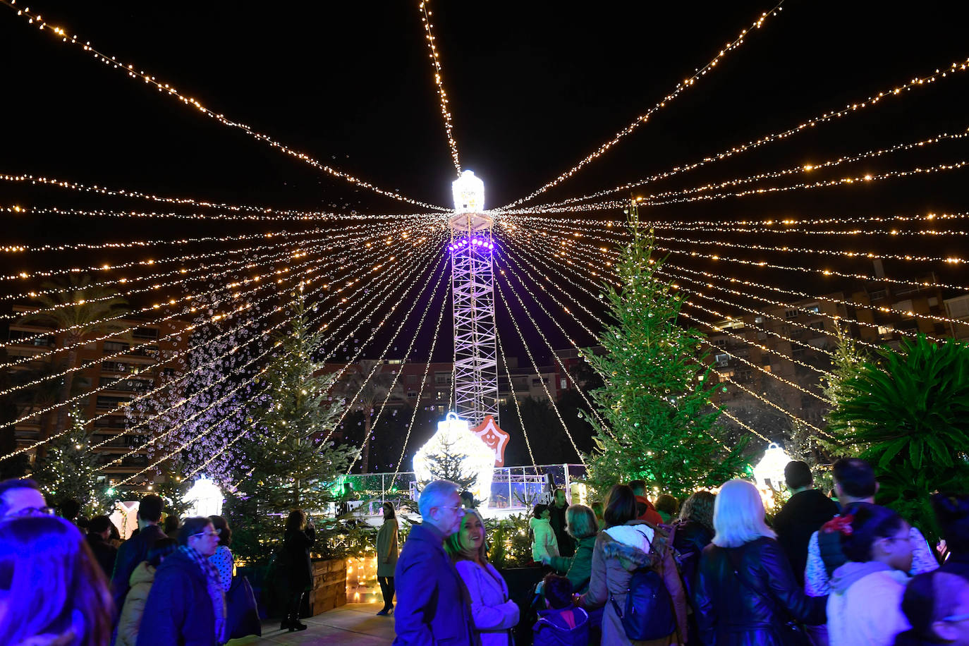 Fotos: Encendido de las luces navideñas en Murcia