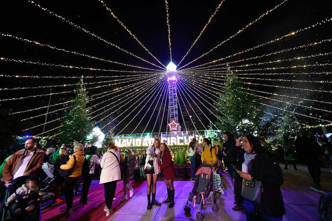Fotos: Encendido de las luces navideñas en Murcia