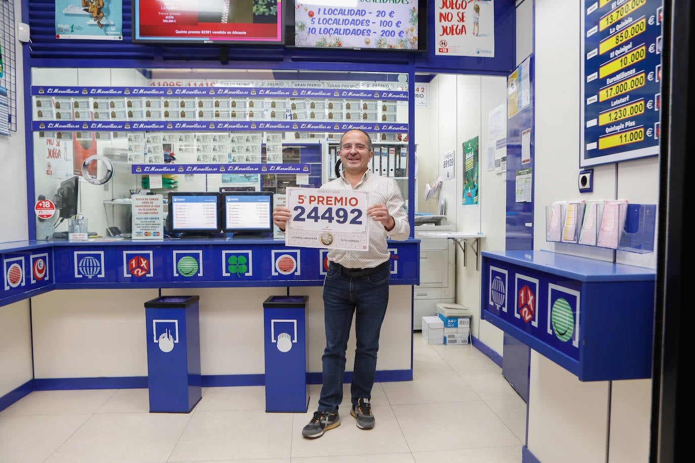 Fotos: Un quinto premio deja más de un millón de euros en Lorca y Fortuna
