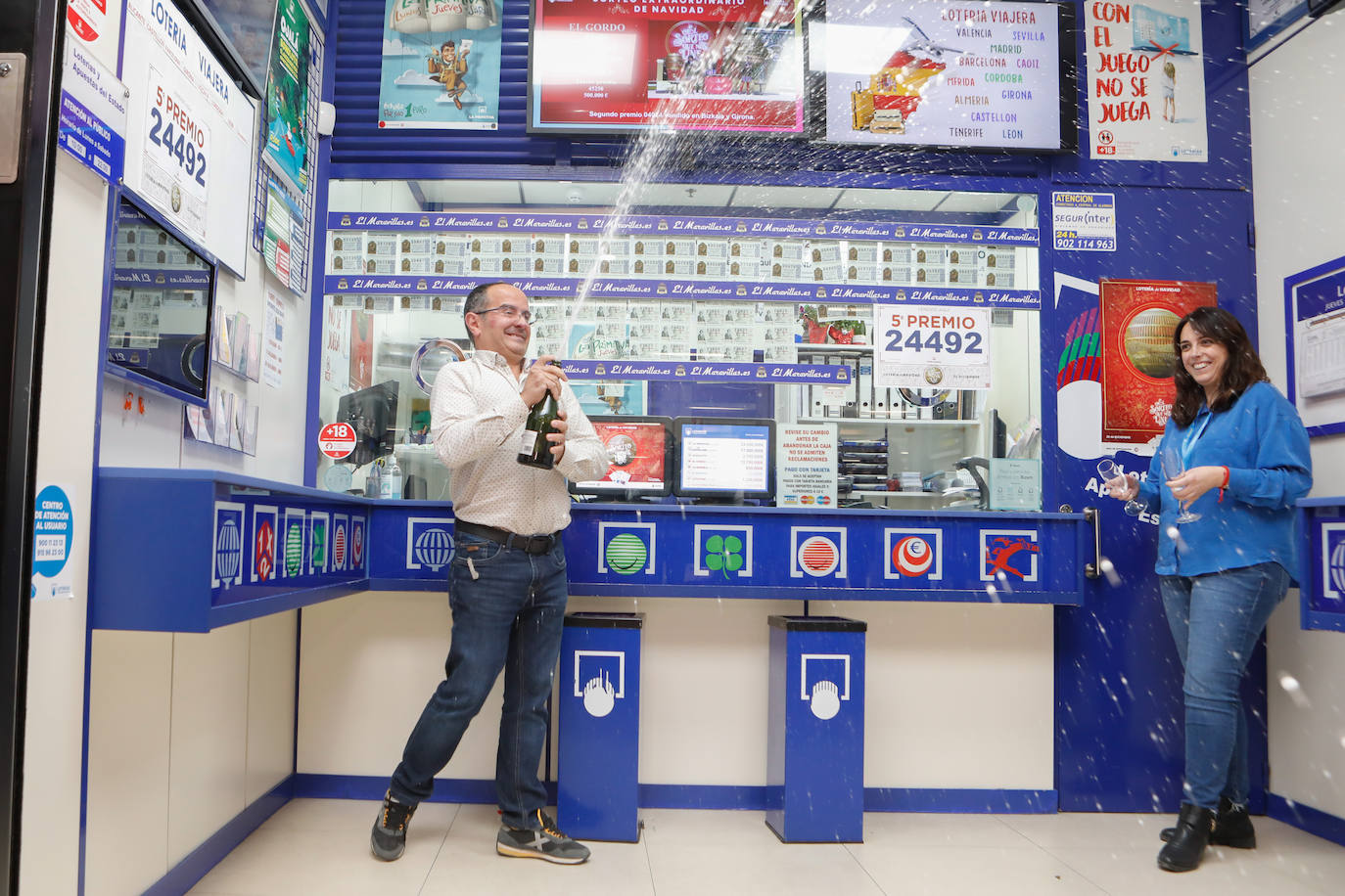 Fotos: Un quinto premio deja más de un millón de euros en Lorca y Fortuna