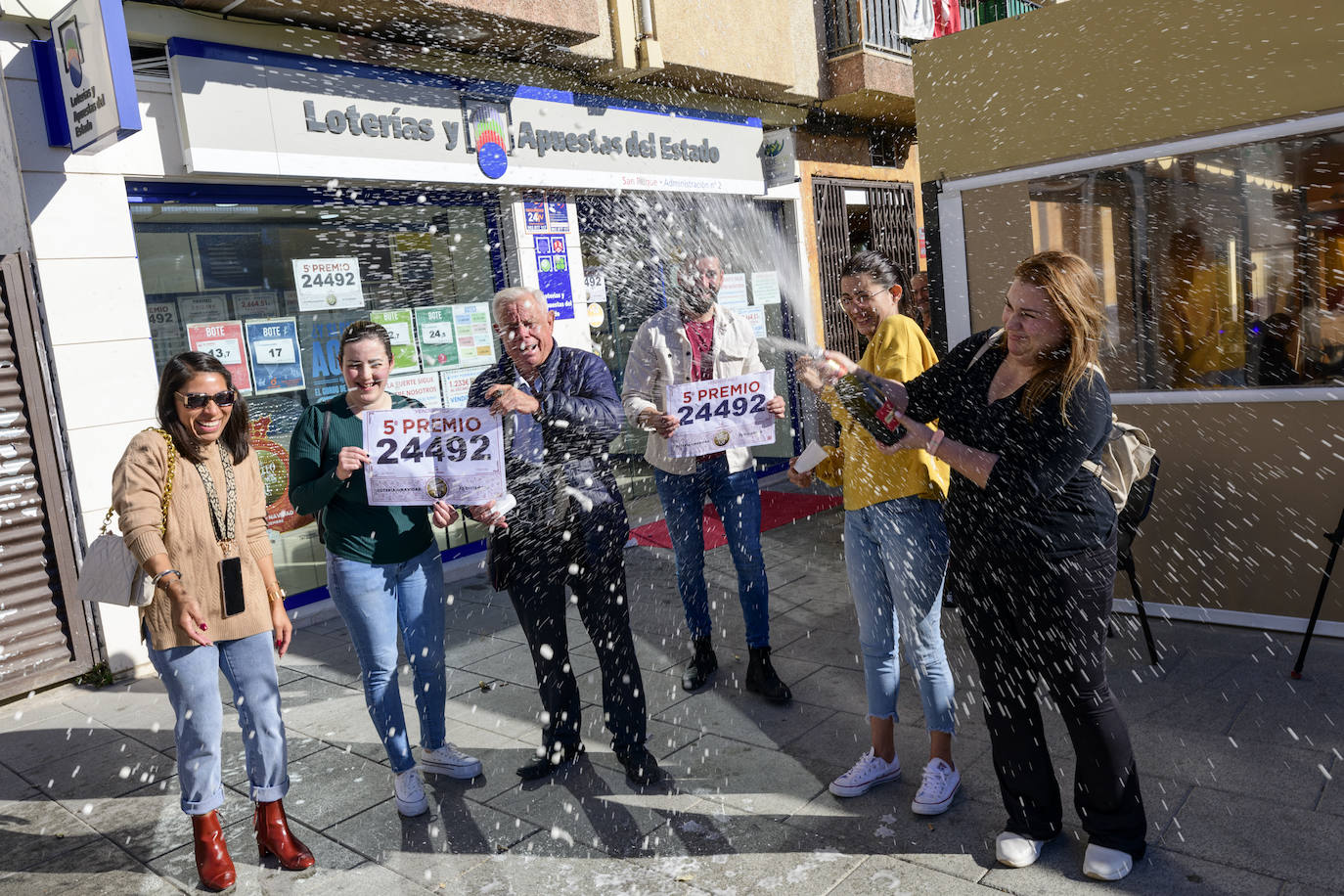 Fotos: Un quinto premio deja más de un millón de euros en Lorca y Fortuna