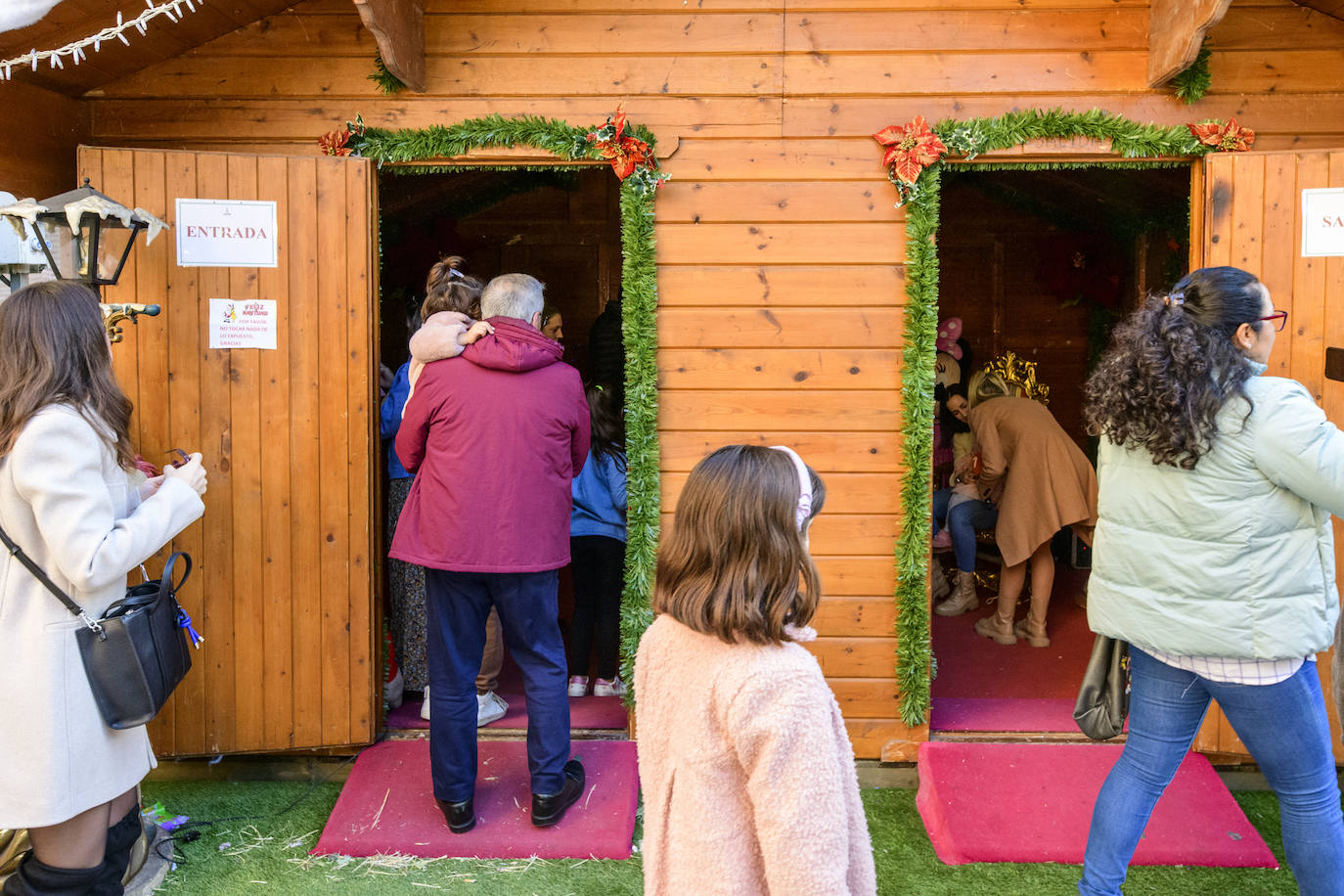 Fotos: Murcia se llena de ambiente de navideño este lunes