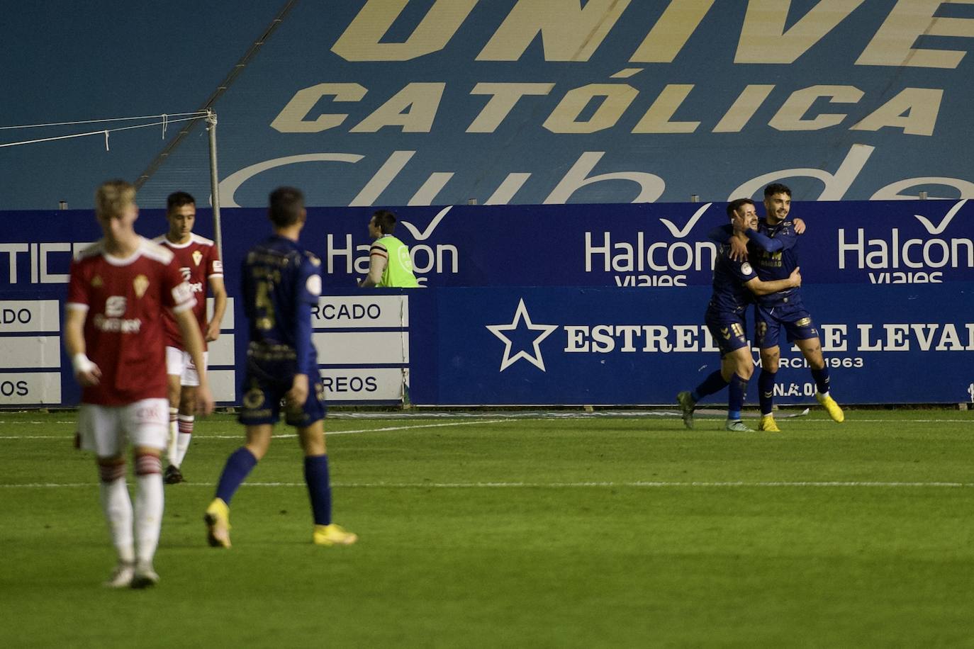 Fotos: Derbi benéfico del UCAM ante el Real Murcia