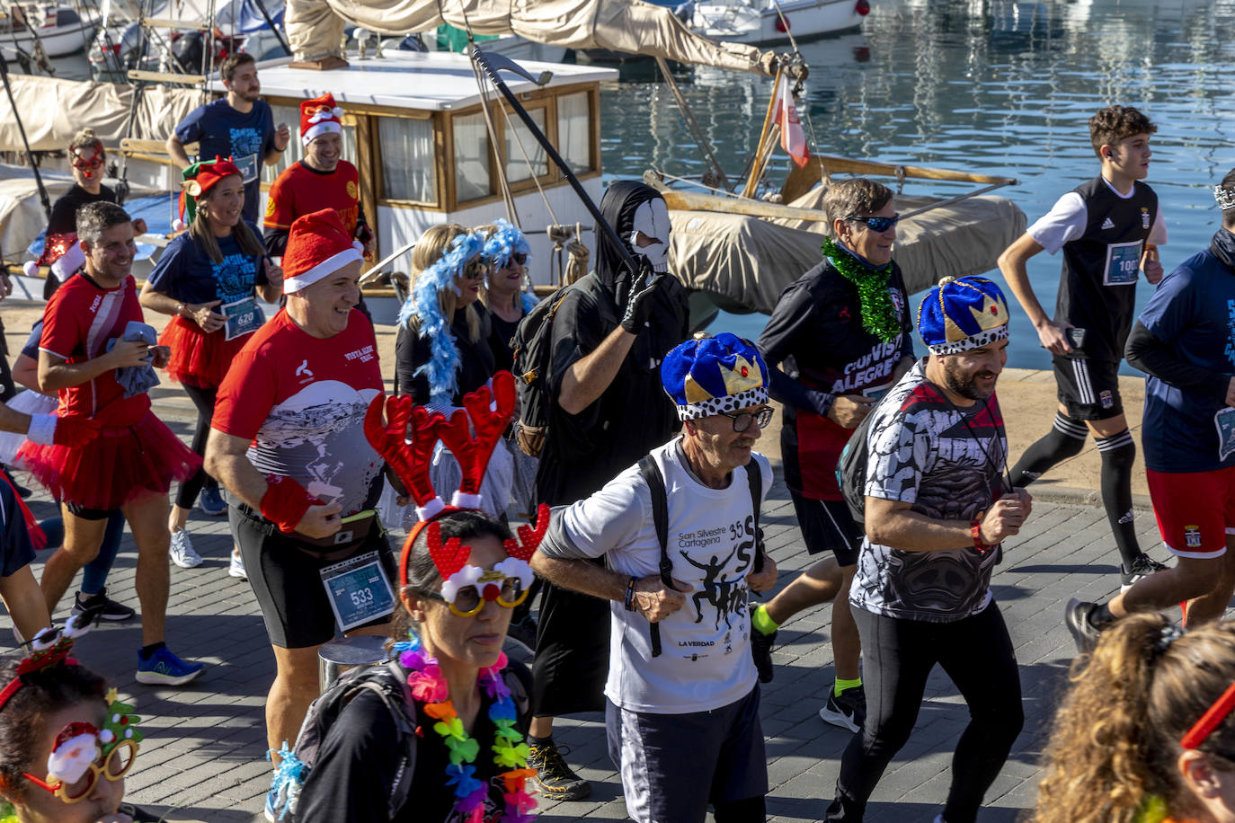 Fotos: Las imágenes de la carrera de la San Silvestre de Cartagena 2022