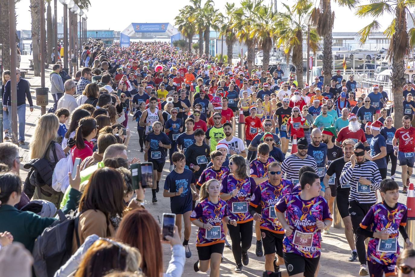 Fotos: Las imágenes de la carrera de la San Silvestre de Cartagena 2022