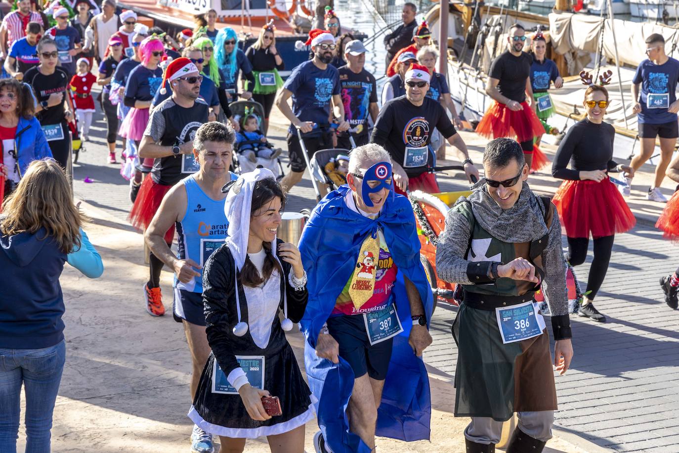 Fotos: Las imágenes de la carrera de la San Silvestre de Cartagena 2022