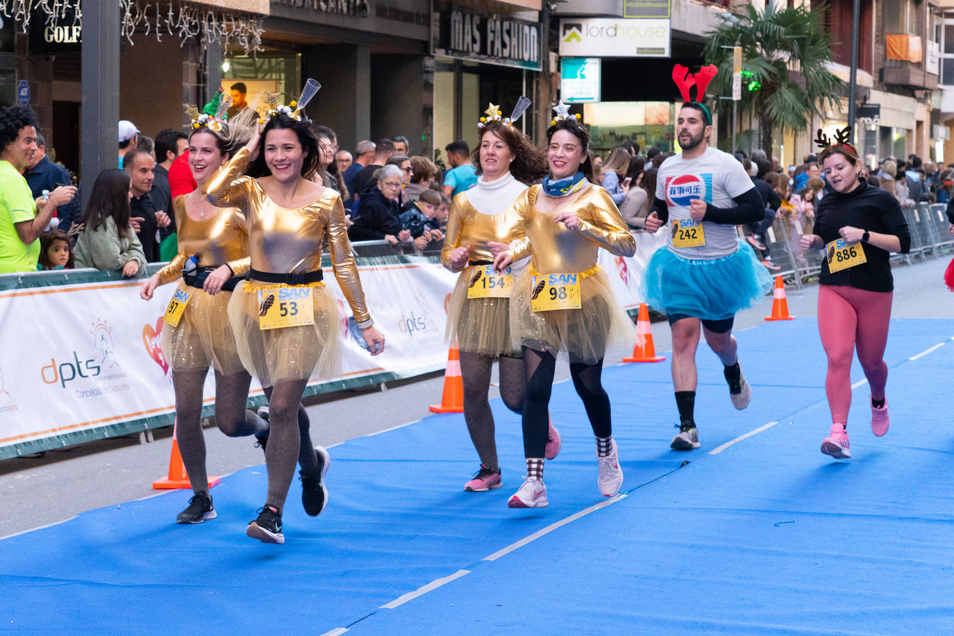 Fotos: Los mejores disfraces de la San Silvestre de Lorca 2022