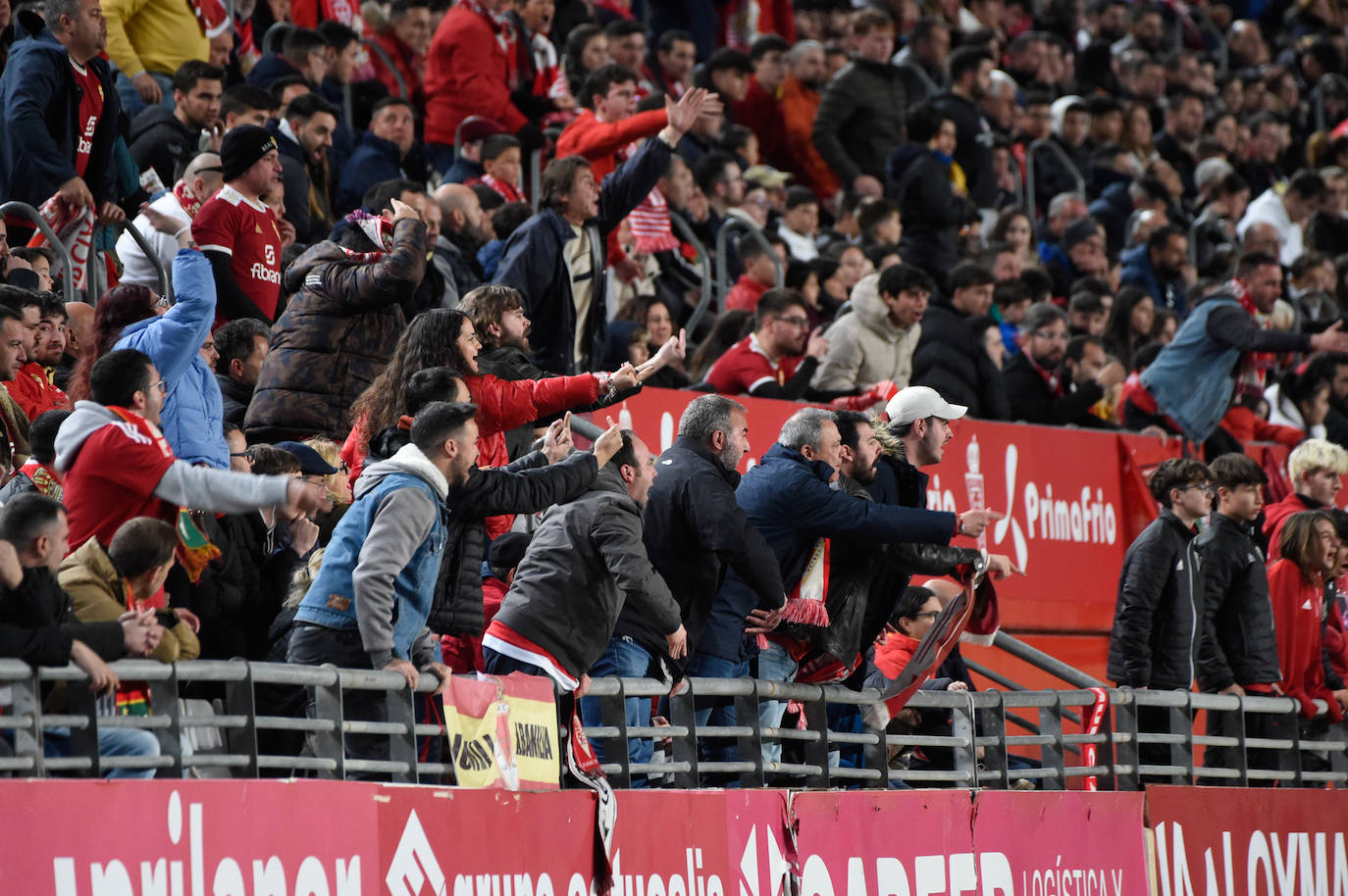 Las imágenes del Real Murcia-Barça B (1-1)