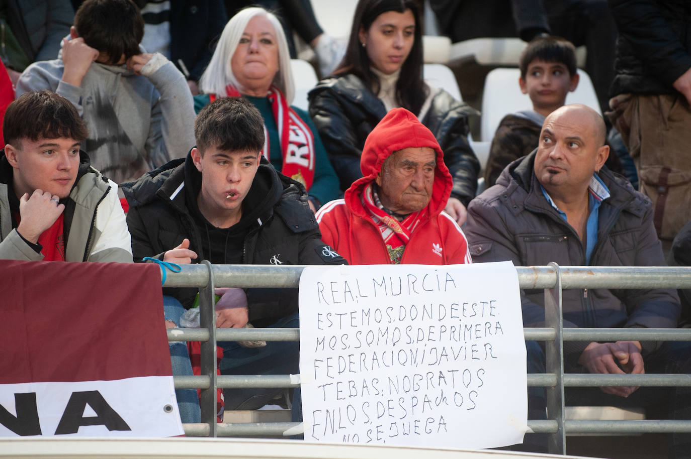 Las imágenes del Real Murcia-Barça B (1-1)