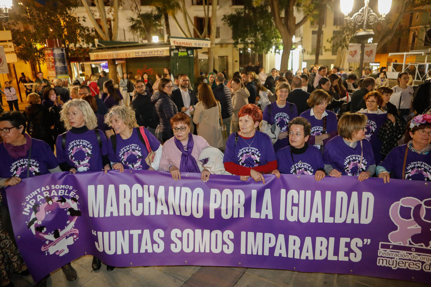 La manifestación del Día de la Mujer en Lorca, en imágenes