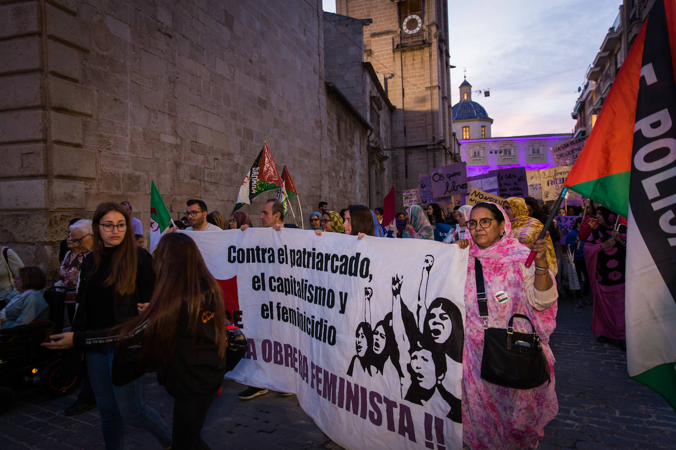 La manifestación del 8M de Orihuela, en imágenes