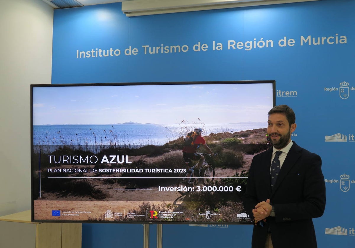 El director del Instituto de Turismo, Juan Francisco Martínez, en la presentación, este miércoles.