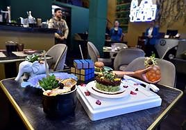 Colorida y original propuesta en la mesa del restaurante Conjugoo.