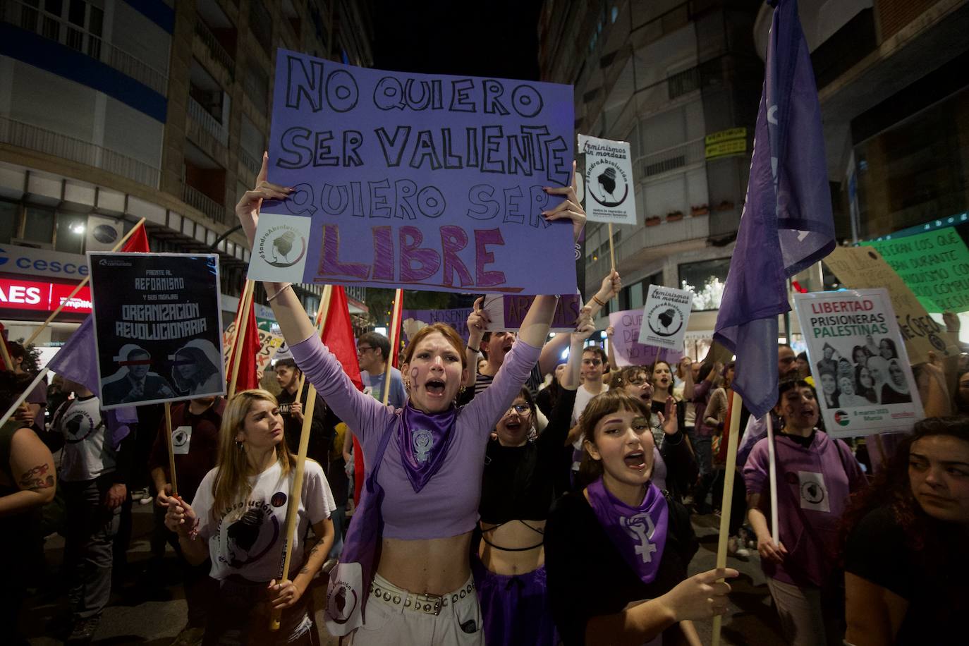 La manifestación del Día de la Mujer en Murcia, en imágenes