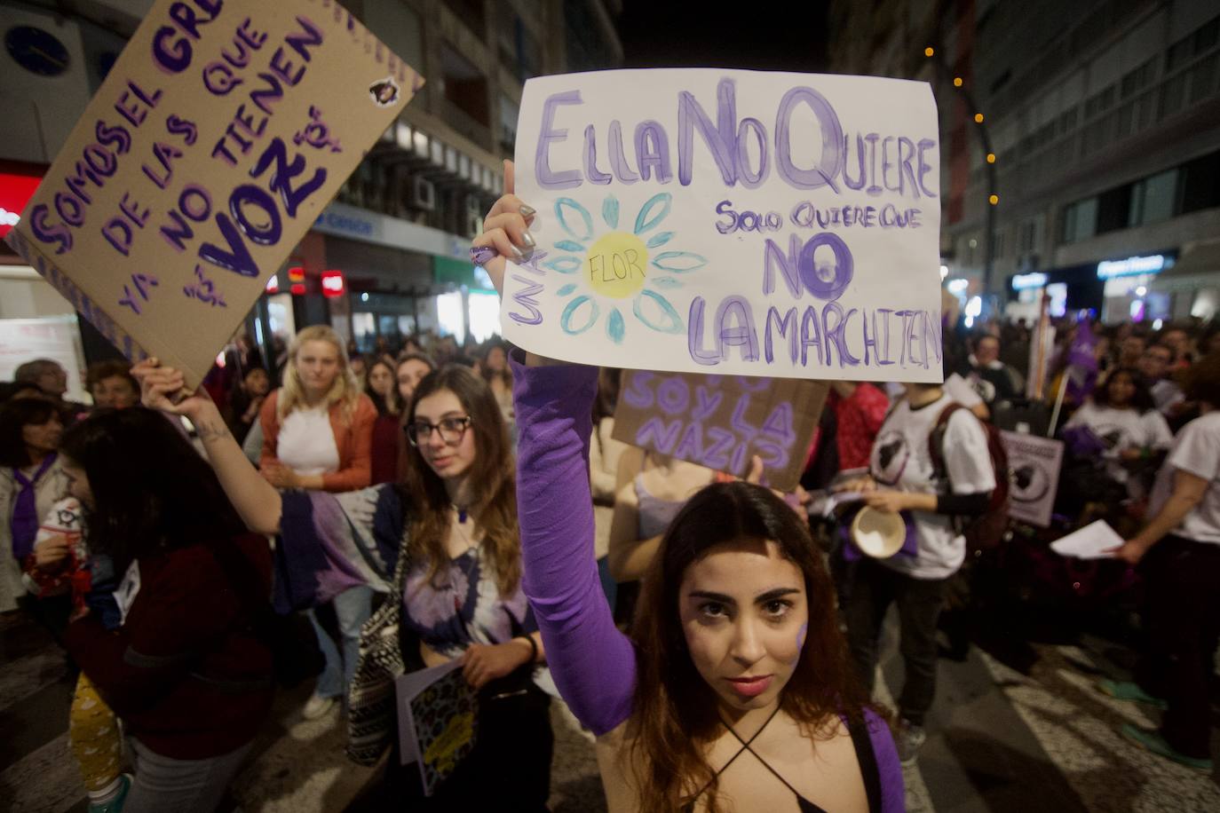 La manifestación del Día de la Mujer en Murcia, en imágenes